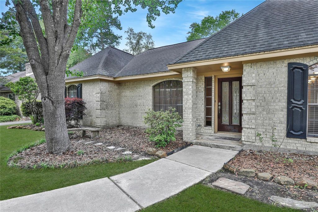 Photo of 3939 Fawn Creek Drive, Kingwood, TX 77339 (MLS # 39879756)