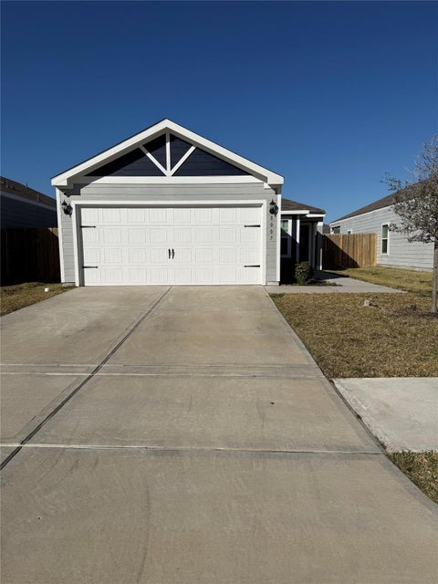 Photo of 8007 Burnt Orchid Dr, Houston, TX 77016 (MLS # 24615534)