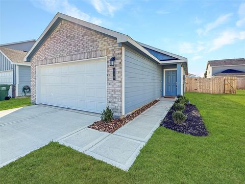 Photo of 810 Stoney Point Lane, Dayton, TX 77535 (MLS # 40357482) Photo of 810 Stoney Point Lane, Dayton, TX 77535 (MLS # 40357482)