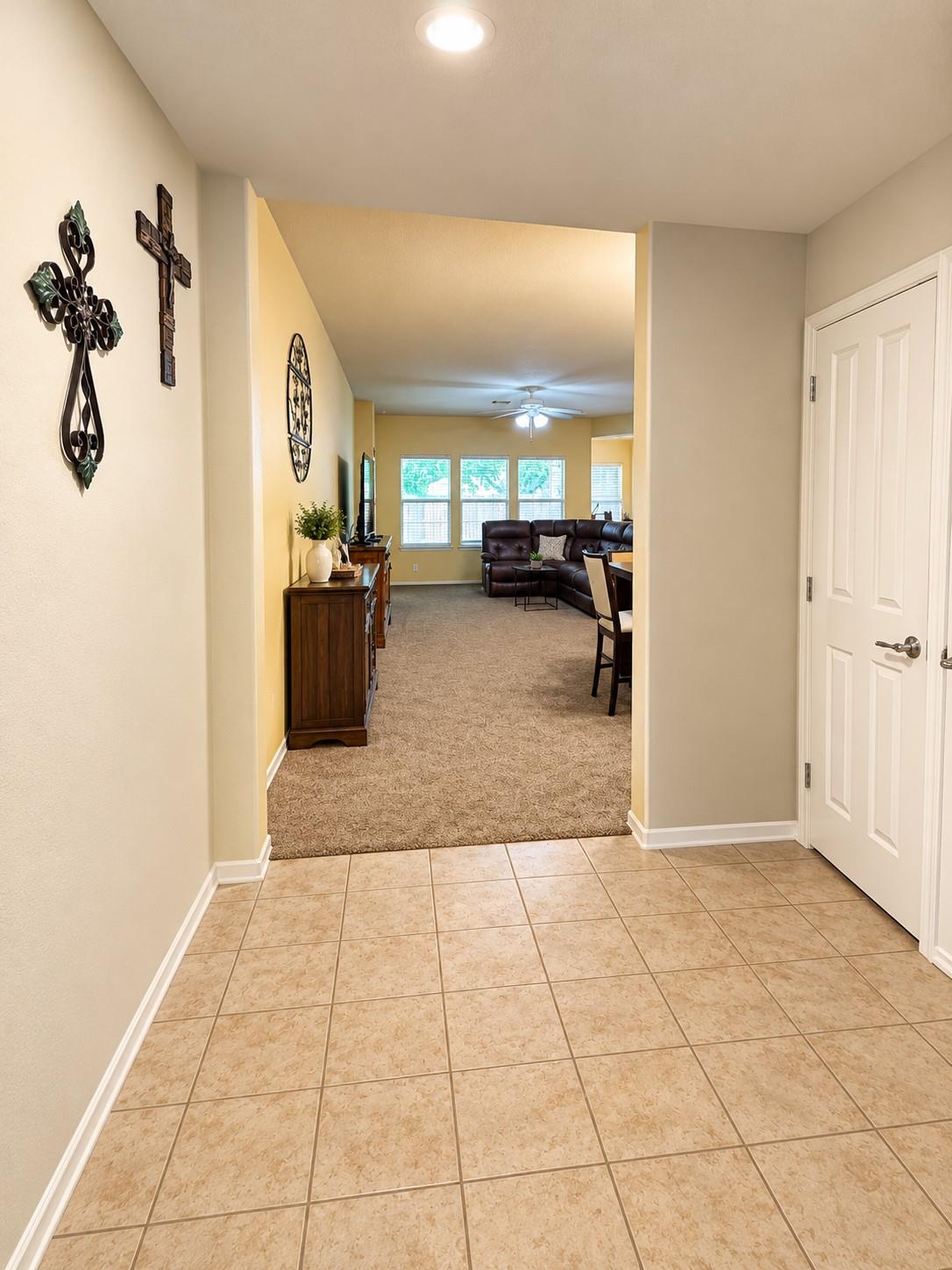 8126 Clover Leaf Drive