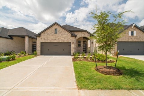 Photo of 10574 Wild Chives, Conroe, TX 77385 (MLS # 12870690)