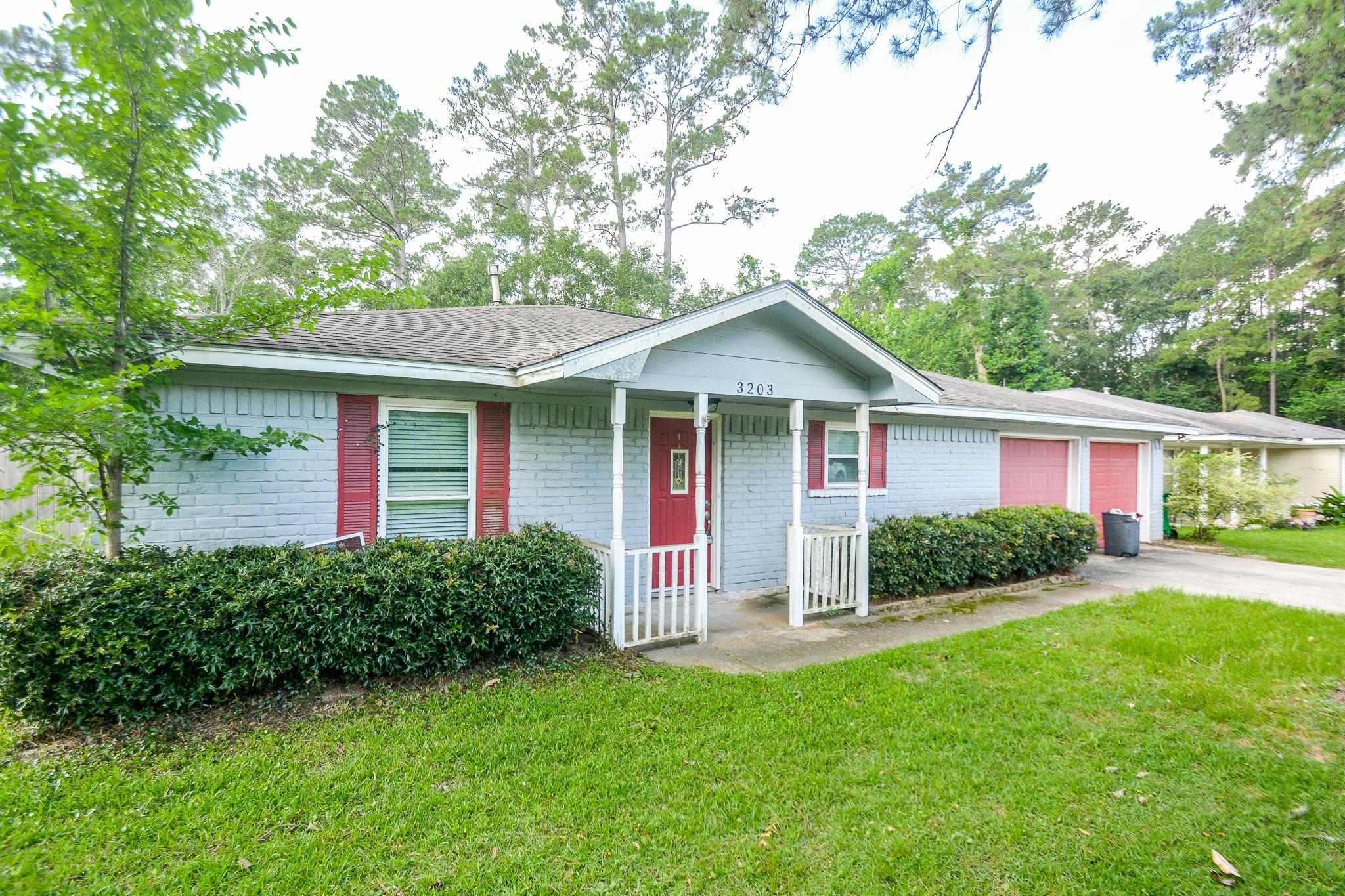 3203 Willie Way