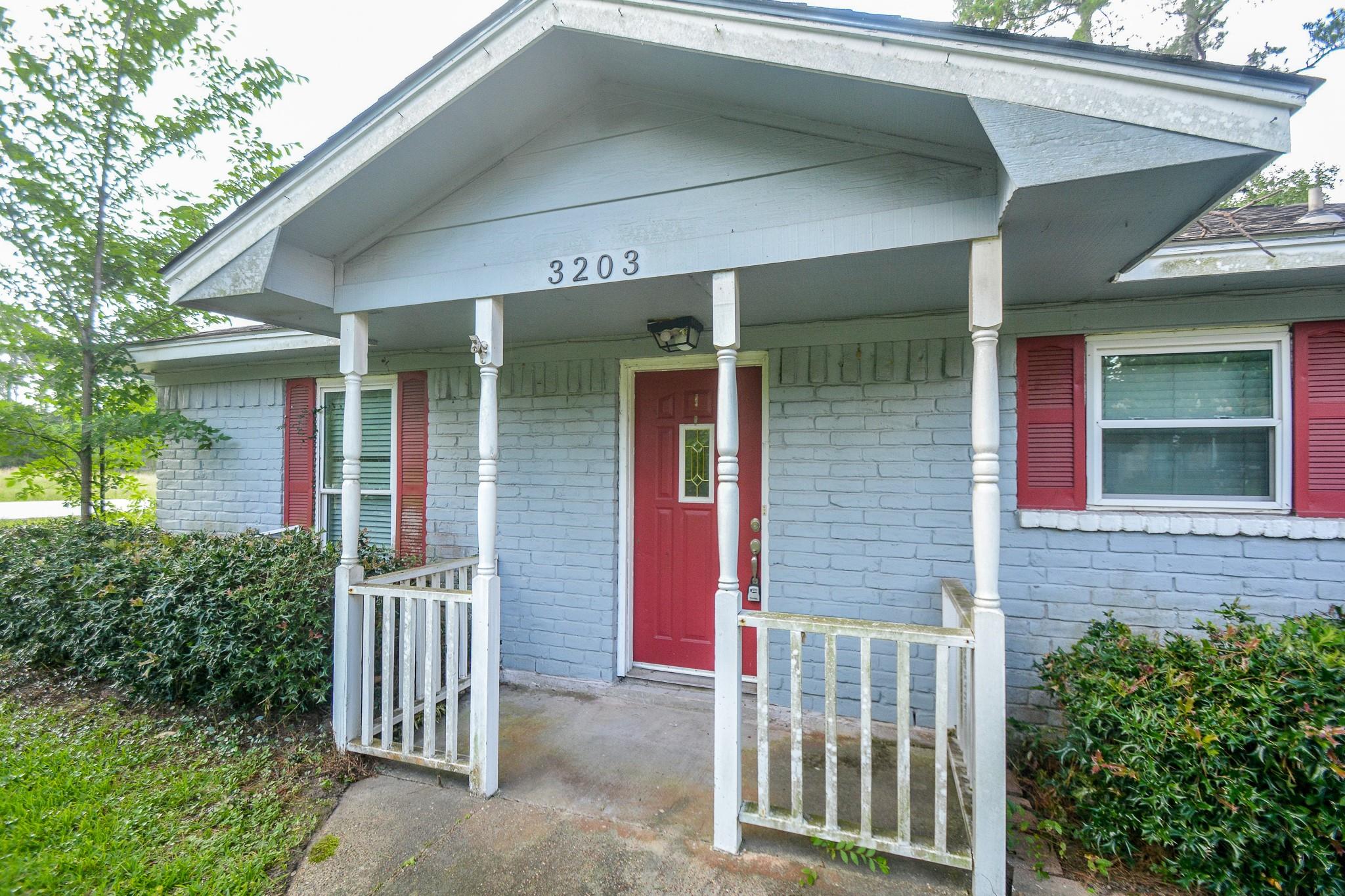 3203 Willie Way