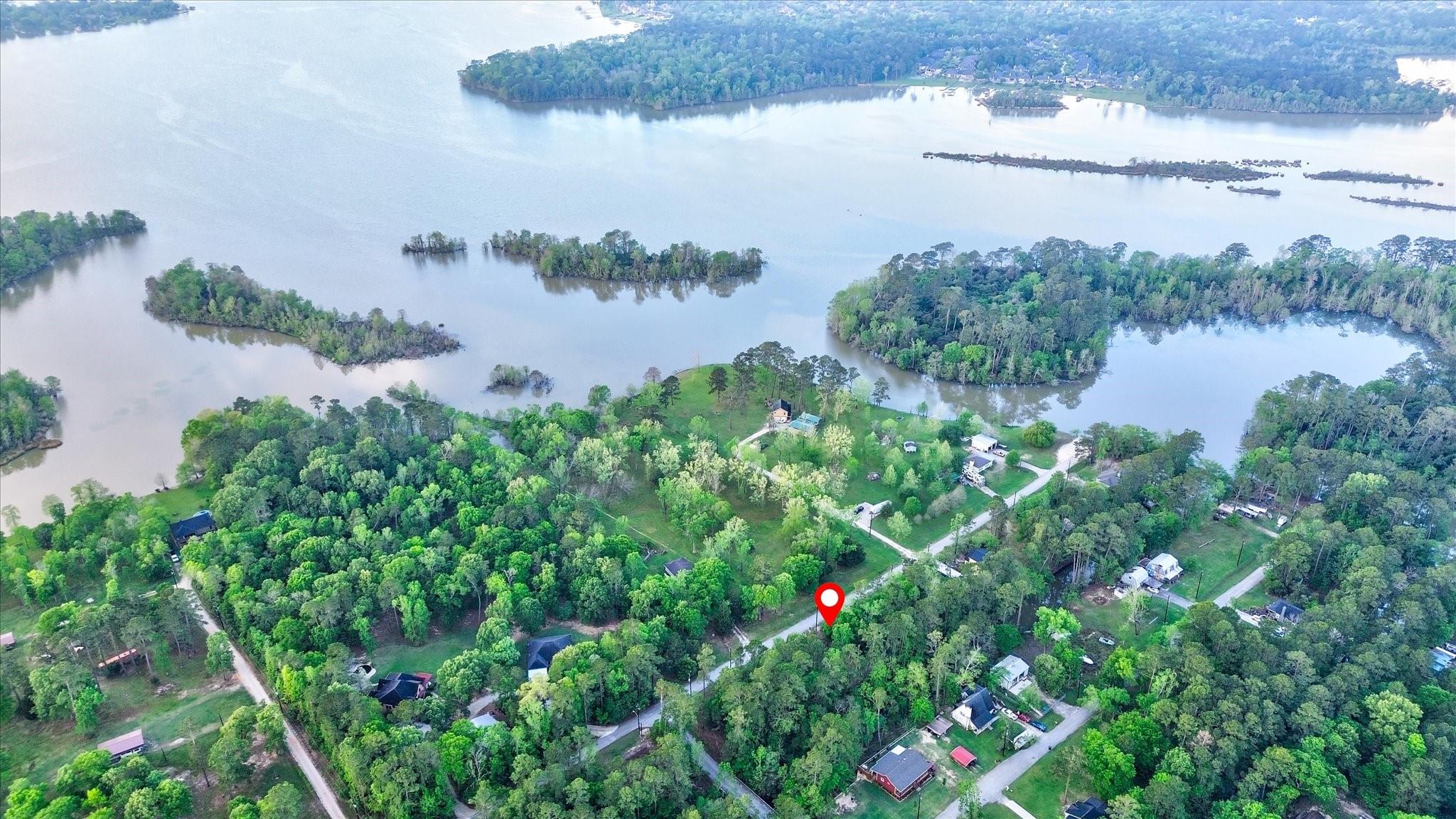 1412 W Lake Drive