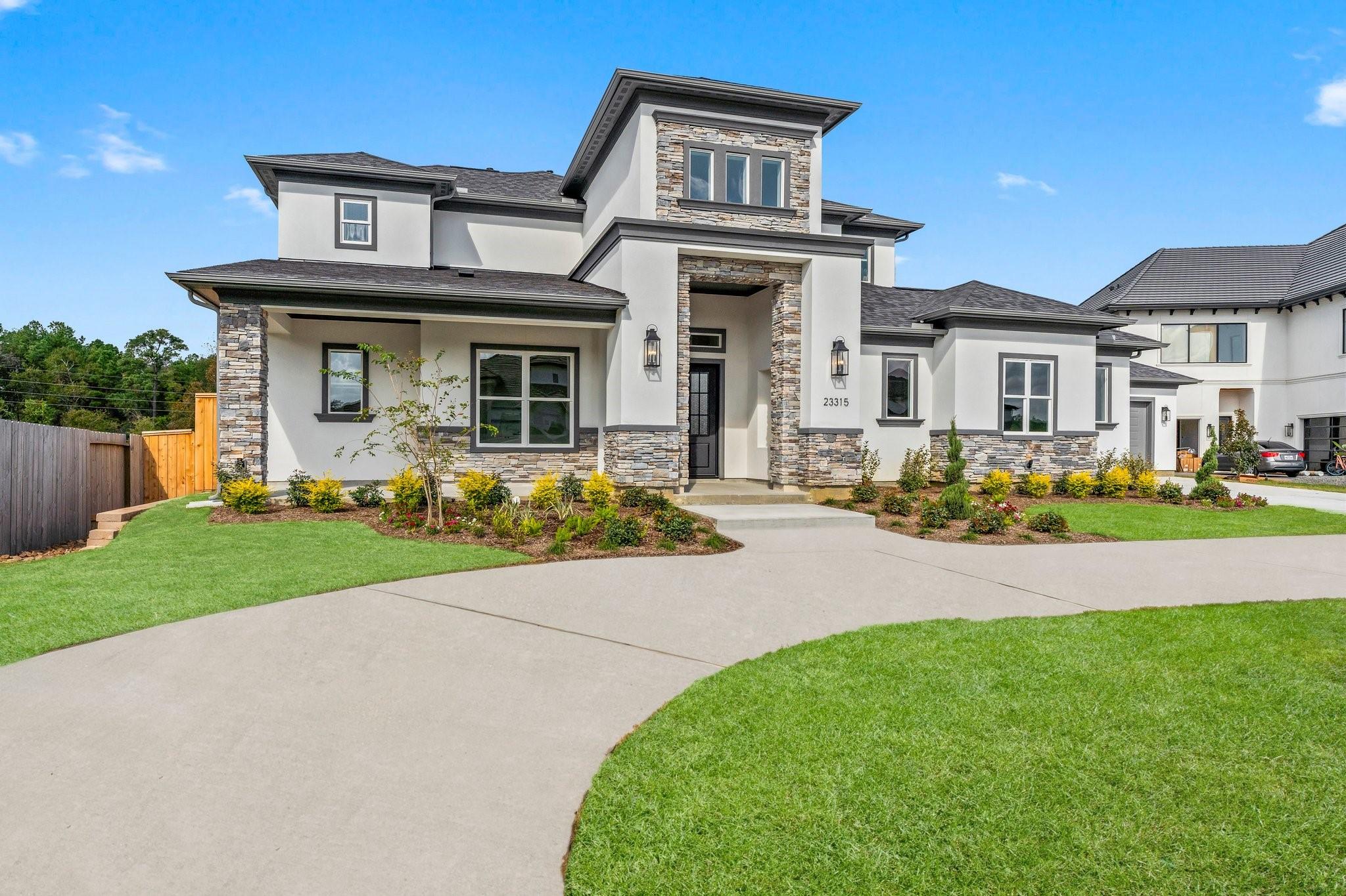 23315 Vista De Tres Lagos Drive