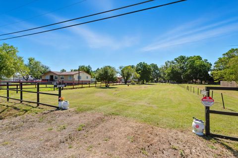 Photo of 13323 33rd Street, Santa Fe, TX 77510 (MLS # 5711401)