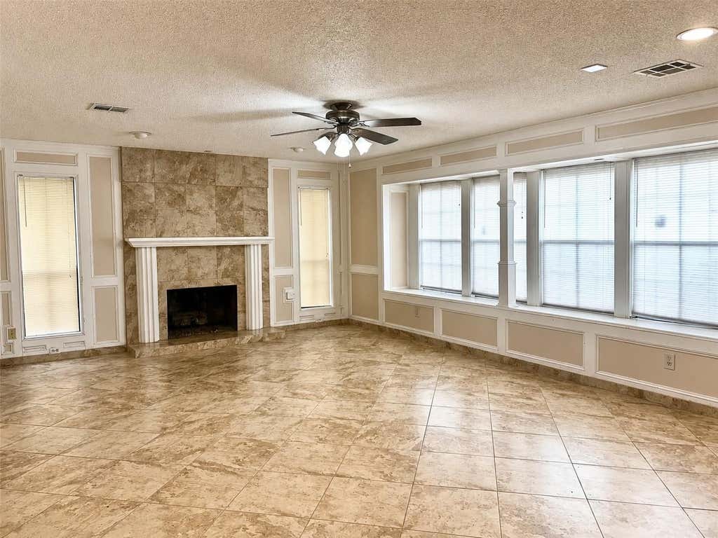 Photo of 2058 Parkdale Drive, Houston, TX 77339 (MLS # 33877150)