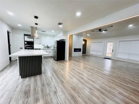 Photo of 2326 Briarview Drive, Houston, TX 77077 (MLS # 92636212)