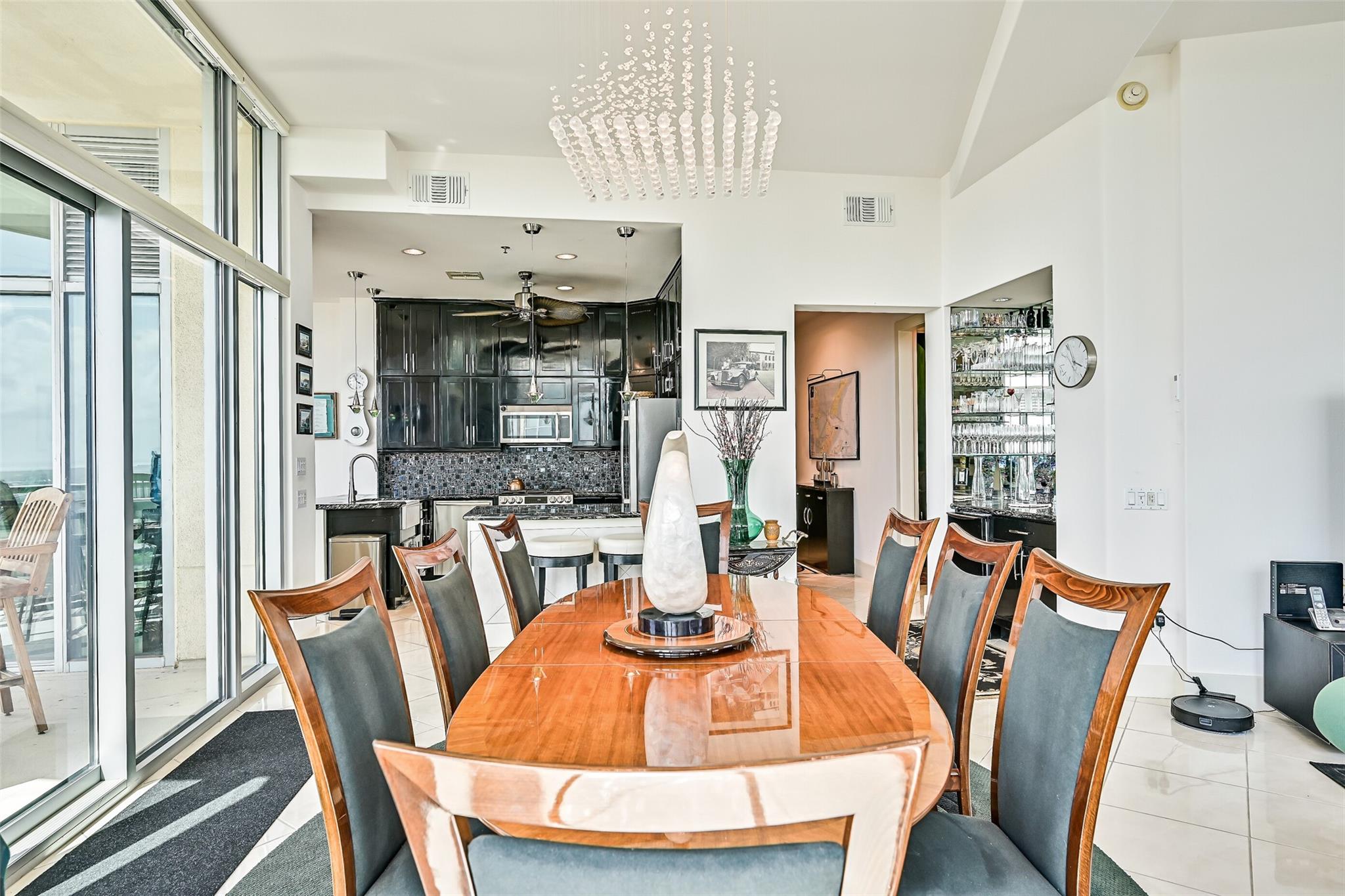 Galveston, Texas, 77550, United States, 3 Bedrooms Bedrooms, ,4 BathroomsBathrooms,Residential,Active,2035562