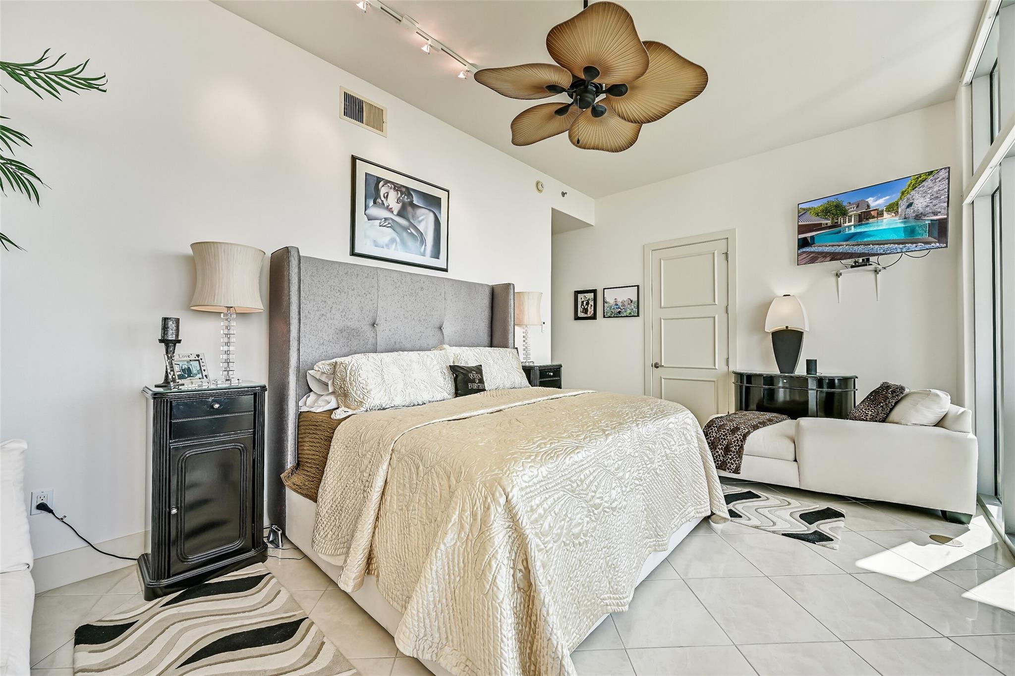 Galveston, Texas, 77550, United States, 3 Bedrooms Bedrooms, ,4 BathroomsBathrooms,Residential,Active,2035562