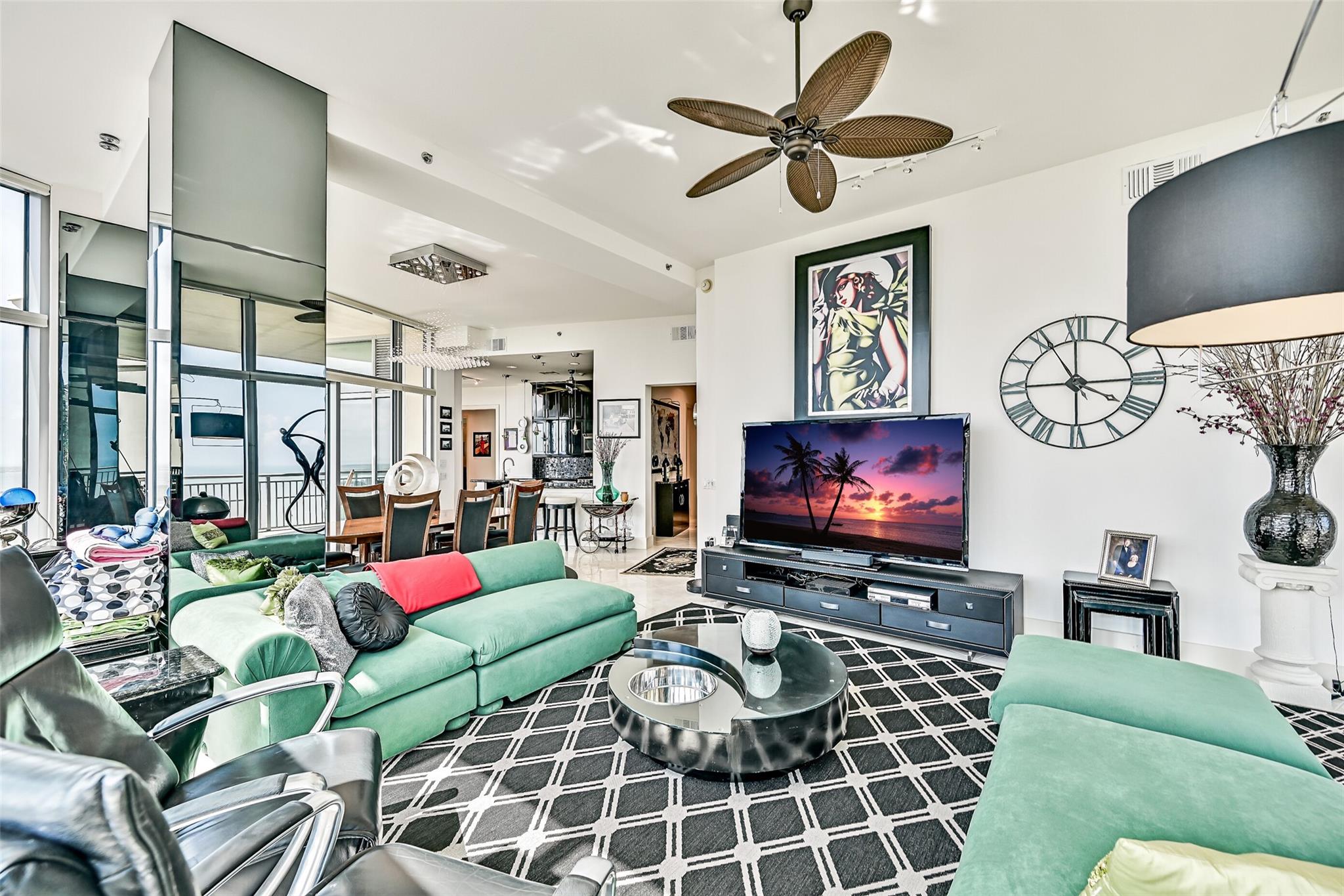 Galveston, Texas, 77550, United States, 3 Bedrooms Bedrooms, ,4 BathroomsBathrooms,Residential,Active,2035562