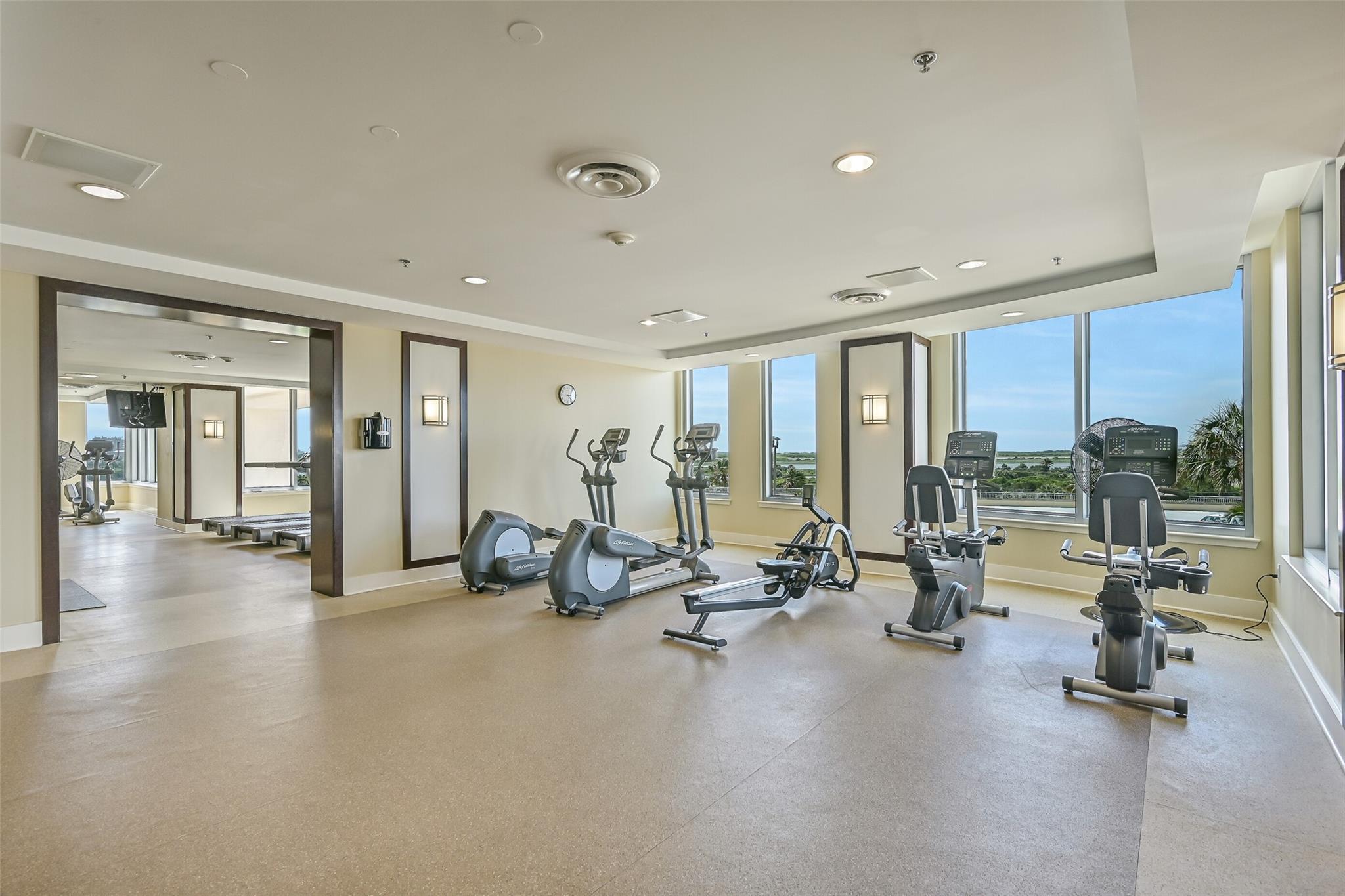 Galveston, Texas, 77550, United States, 3 Bedrooms Bedrooms, ,4 BathroomsBathrooms,Residential,Active,2035562