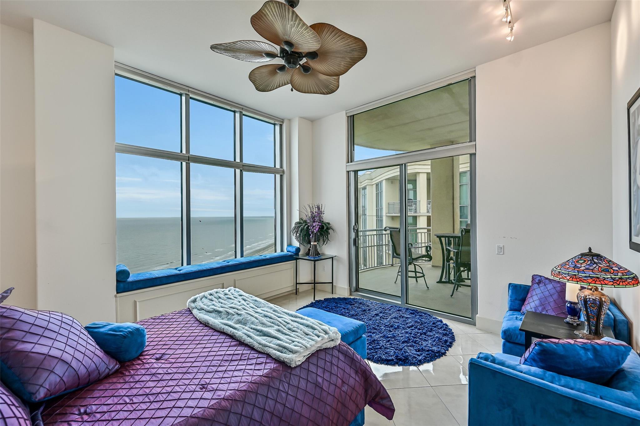Galveston, Texas, 77550, United States, 3 Bedrooms Bedrooms, ,4 BathroomsBathrooms,Residential,Active,2035562