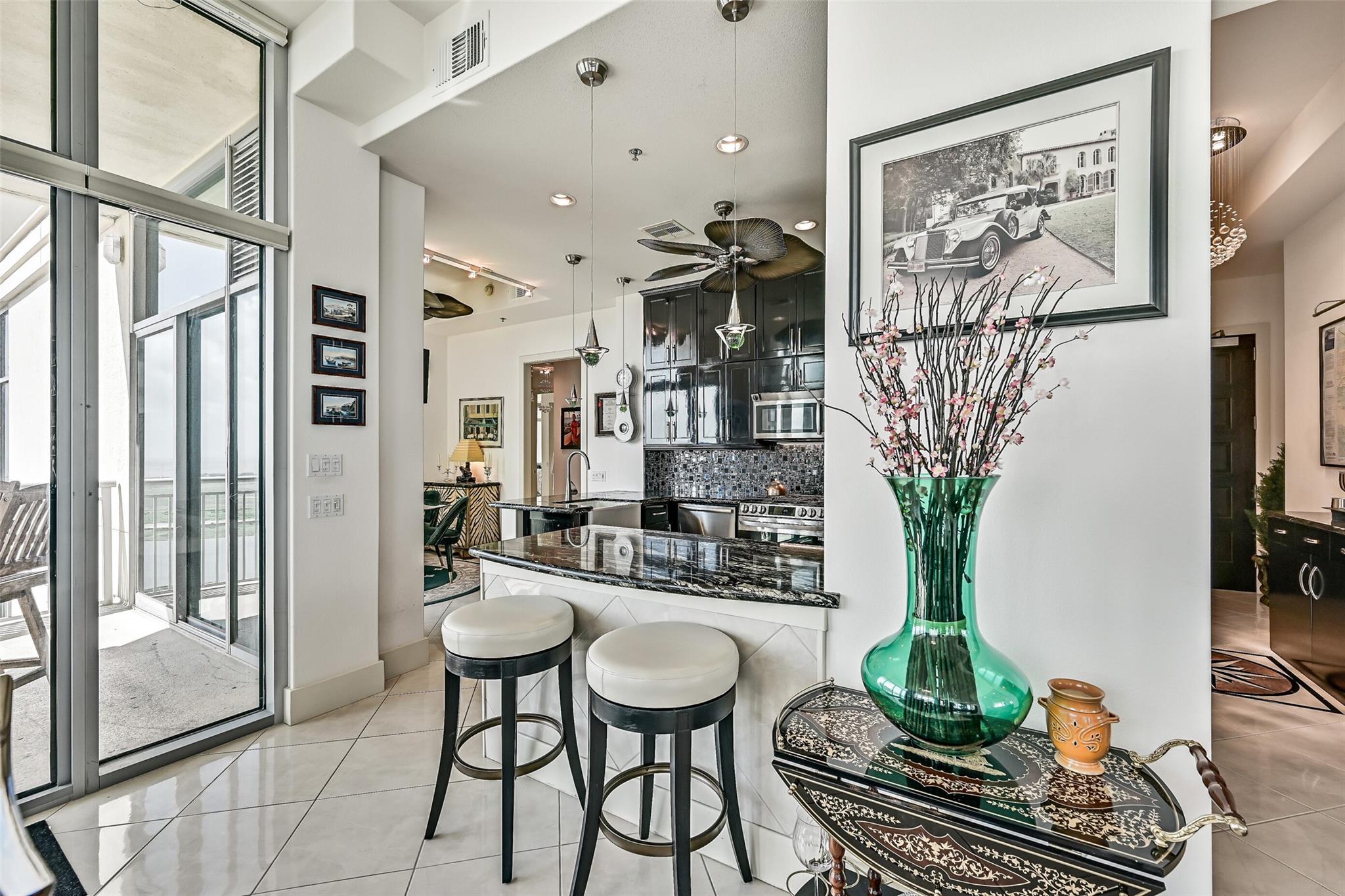 Galveston, Texas, 77550, United States, 3 Bedrooms Bedrooms, ,4 BathroomsBathrooms,Residential,Active,2035562