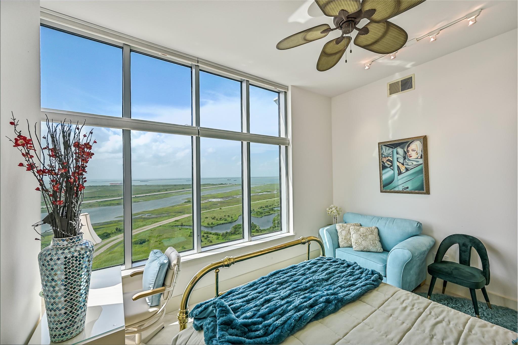 Galveston, Texas, 77550, United States, 3 Bedrooms Bedrooms, ,4 BathroomsBathrooms,Residential,Active,2035562