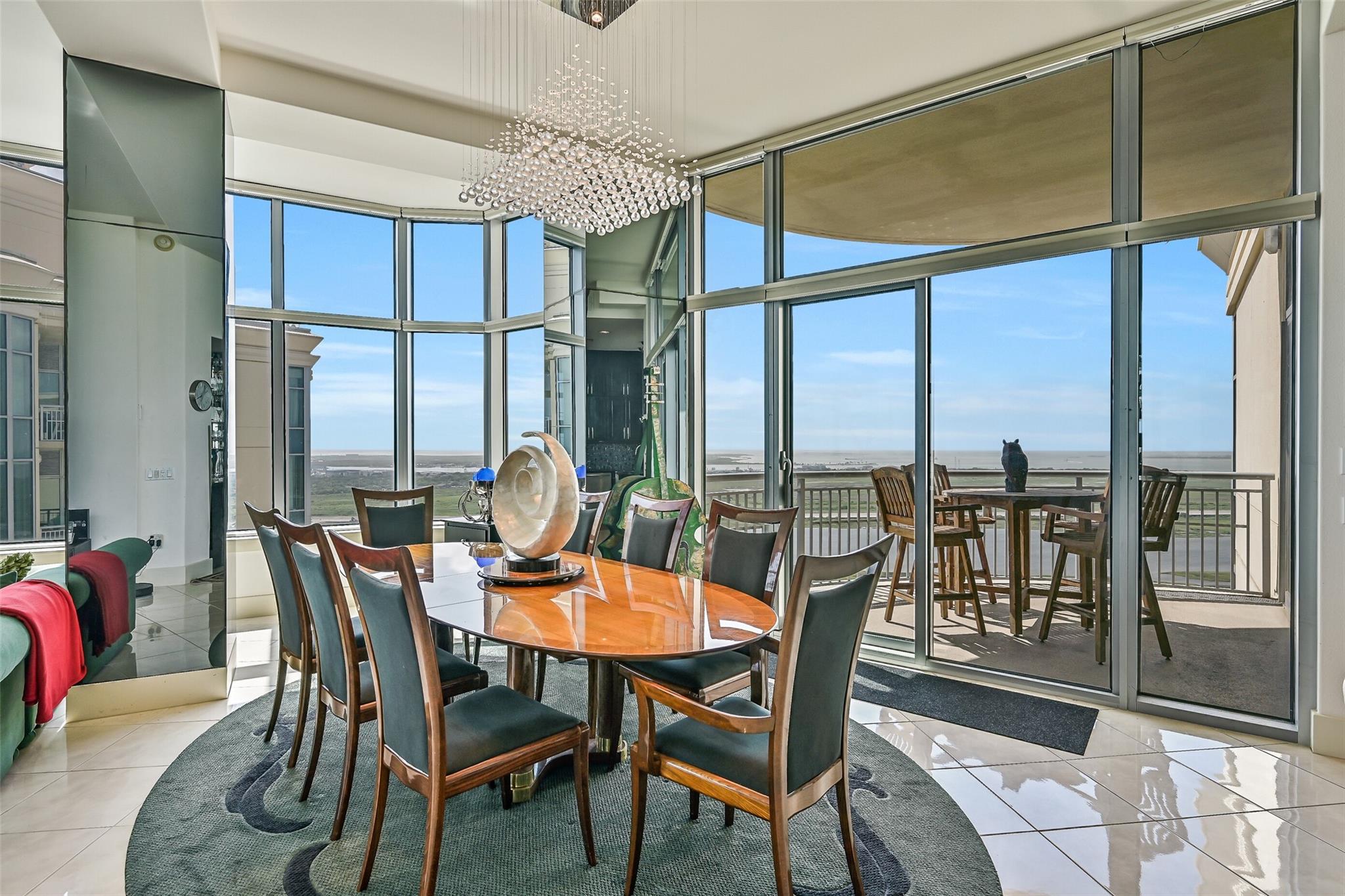 Galveston, Texas, 77550, United States, 3 Bedrooms Bedrooms, ,4 BathroomsBathrooms,Residential,Active,2035562