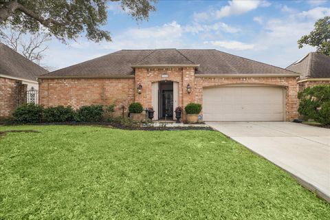 Photo of 366 Champions Colony Iii, Houston, TX 77069 (MLS # 44869529)