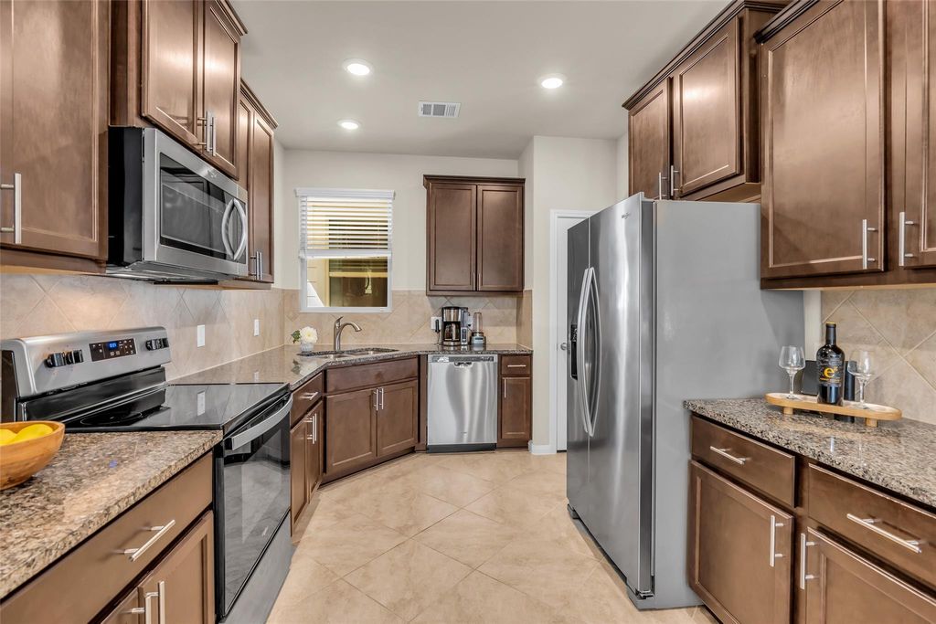 Photo of 2923 Whitman Drive, Montgomery, TX 77356 (MLS # 458170)