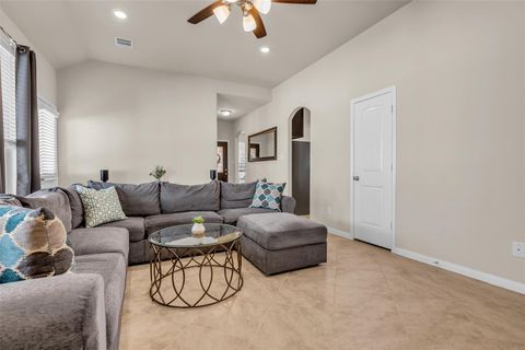 Tiny photo for 2923 Whitman Drive, Montgomery, TX 77356 (MLS # 458170)