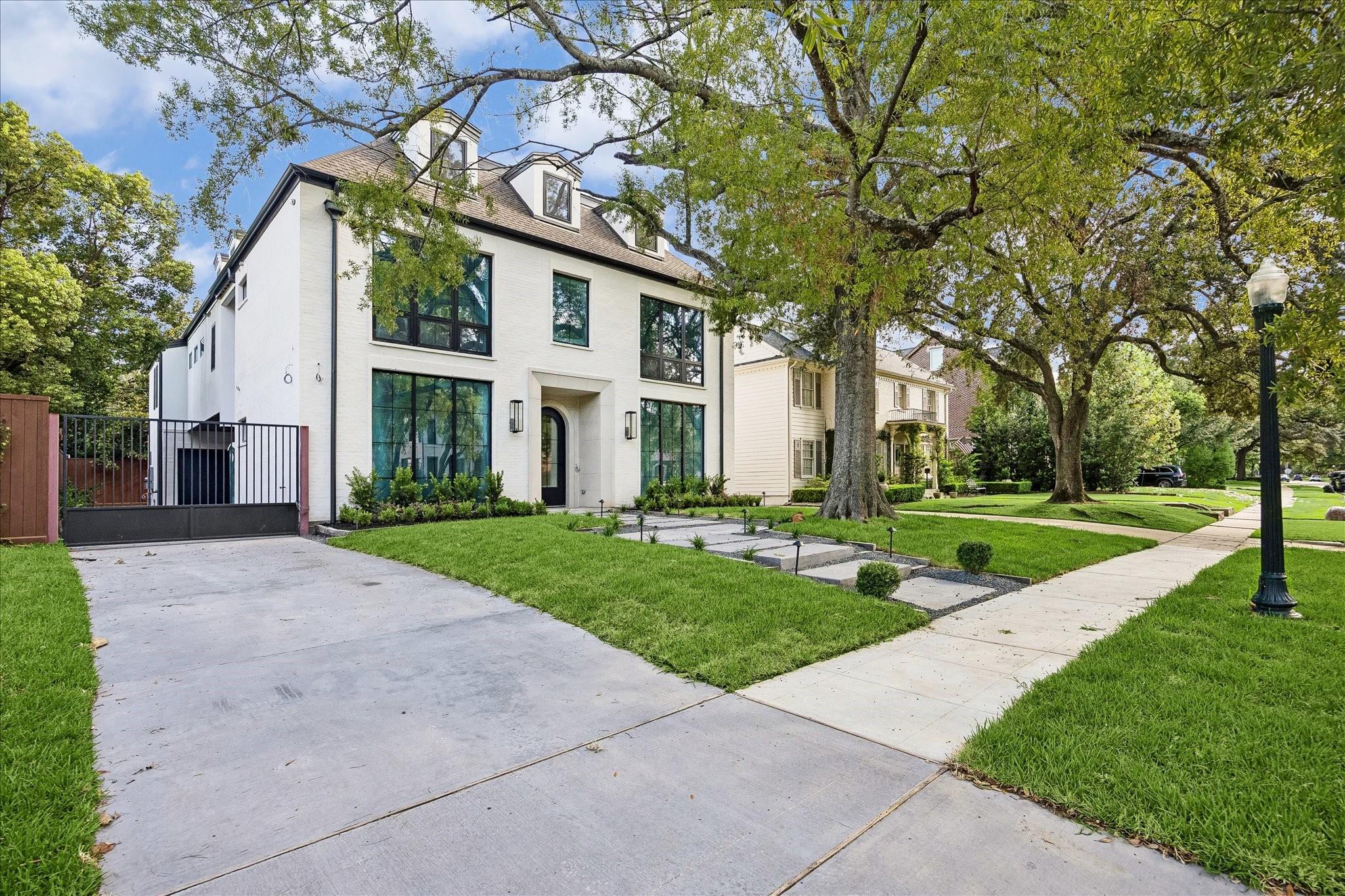 2217 Pelham Drive
