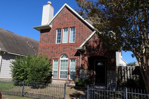 Photo of 7555 Autumn Sun Drive, Houston, TX 77083 (MLS # 74196938)