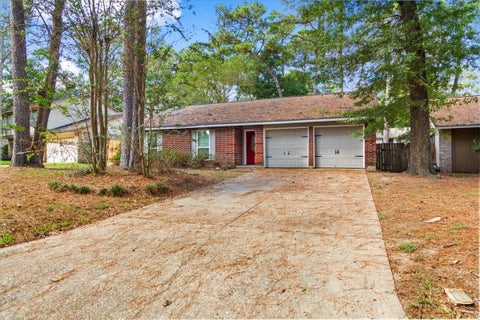 Photo of 3735 Glade Forest Drive, Houston, TX 77339 (MLS # 91310996)