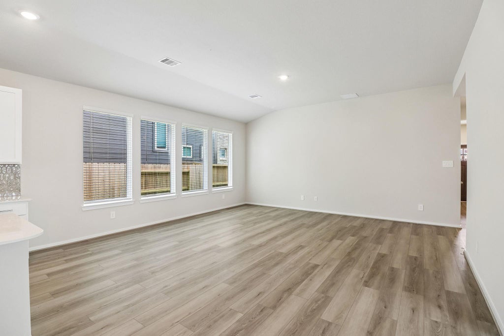 Photo of 1302 Anacapa Street, Huffman, TX 77336 (MLS # 38653642)