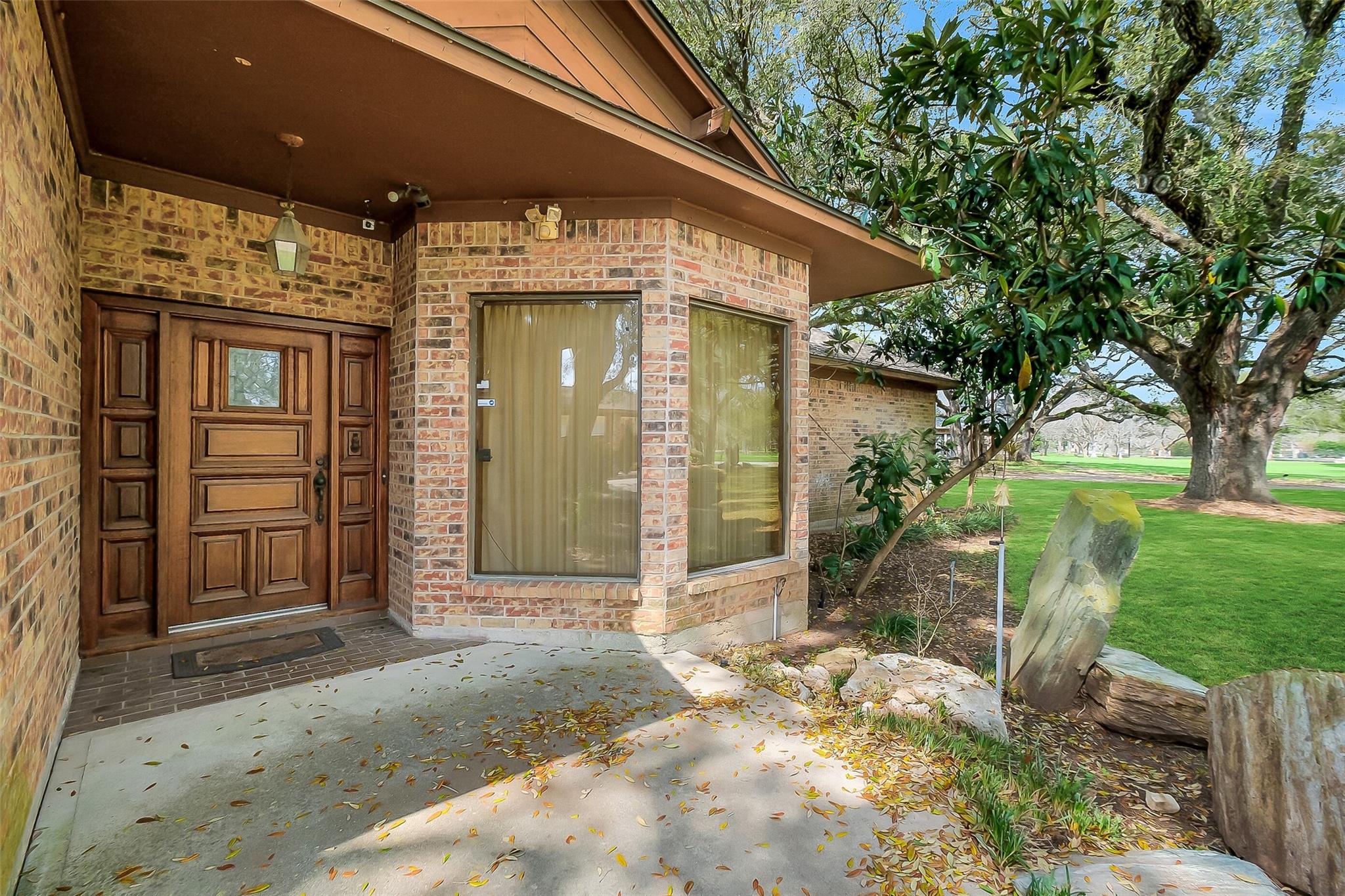 5400 Mimosa Lane