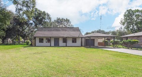 6840 Hansen Boulevard Groves TX 77619