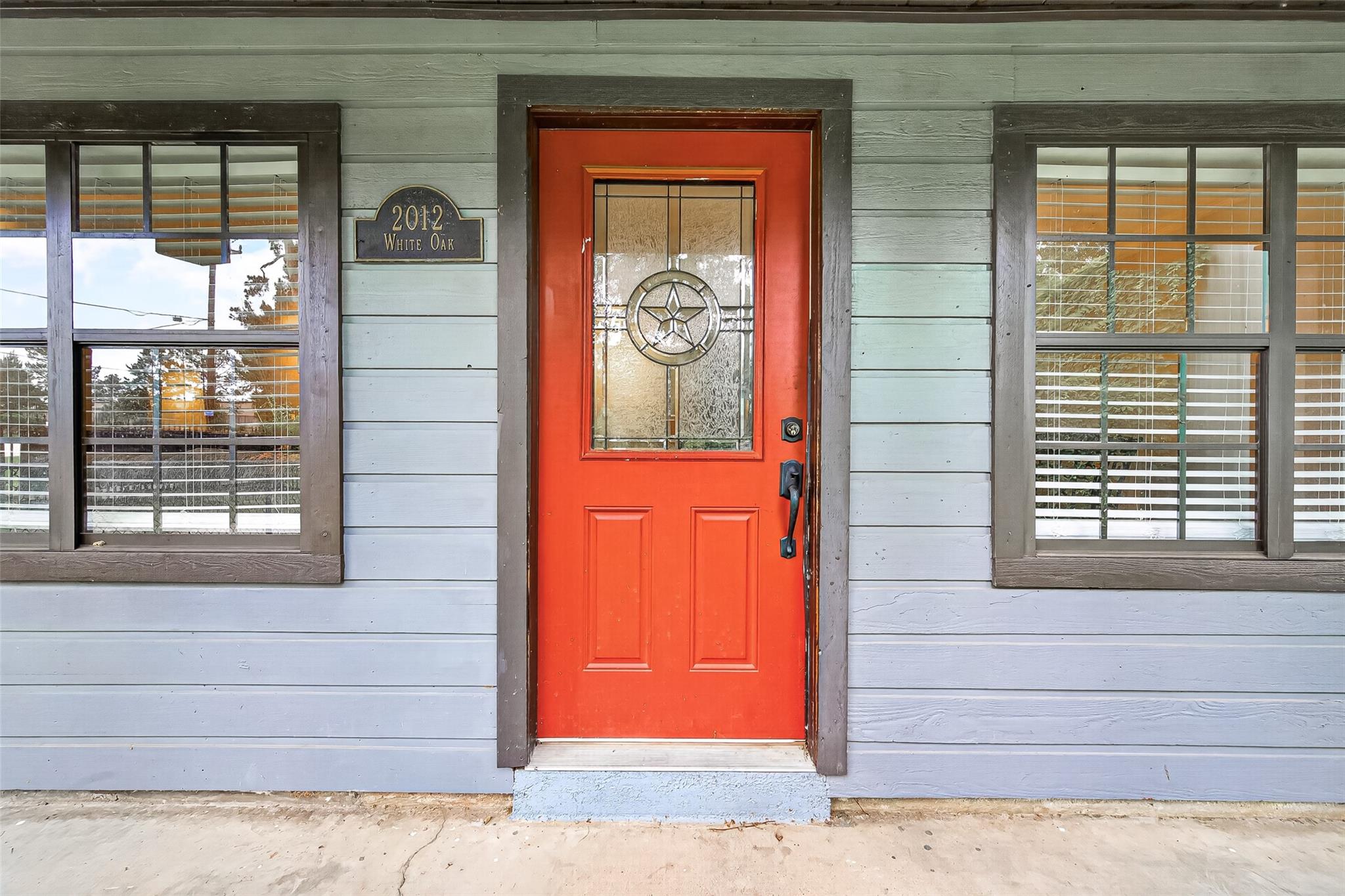 2012 White Oak Drive