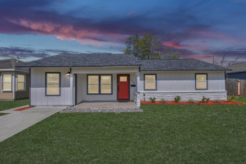Photo of 5123 Dewberry Street, Houston, TX 77021 (MLS # 82066413)