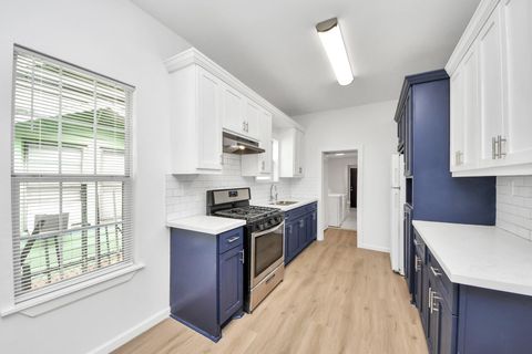 Tiny photo for 7045 Avenue E, Houston, TX 77011 (MLS # 95052431)