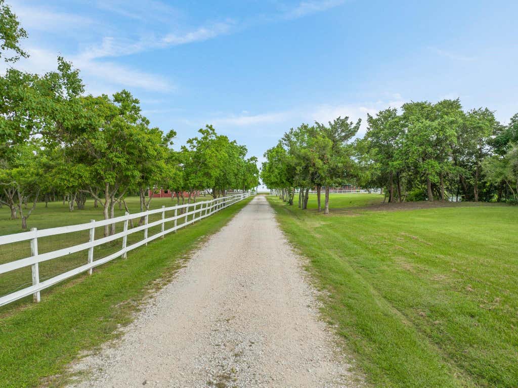 Photo of 8226 Fm 2354, Beach City, TX 77523 (MLS # 93465729)