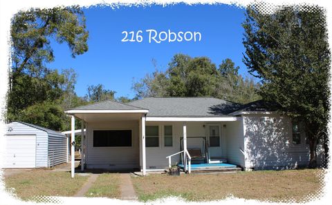 Photo of 216 Robson Street, Columbus, TX 78934 (MLS # 78179556)