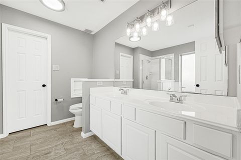 Tiny photo for 5318 Champions Way Lane, Houston, TX 77066 (MLS # 21019281)