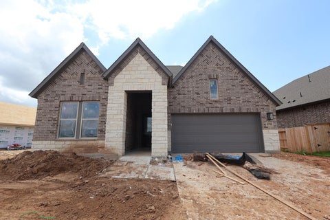 Homes For Sale - 42718 Mystery Lane<br/> Montgomery County, Magnolia, TX 77354