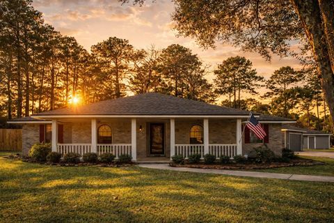 2102 Candy Street Pinehurst TX 77362