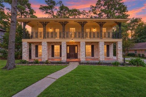 Photo of 131 Shadowood Street, Conroe, TX 77304 (MLS # 28369543)
