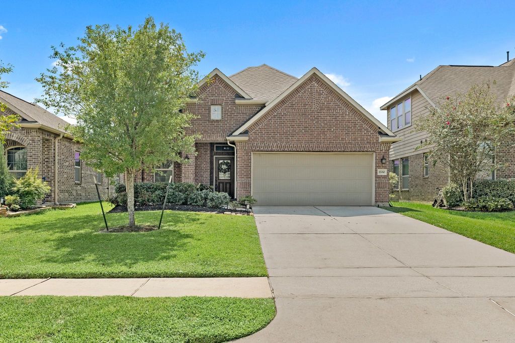 Photo of 17010 Upper Ridge Lane, Humble, TX 77346 (MLS # 93898763)