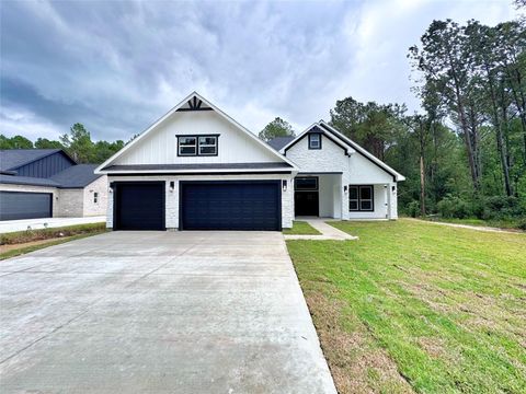 Photo of 1530 Road 66119, Dayton, TX 77535 (MLS # 98751059)