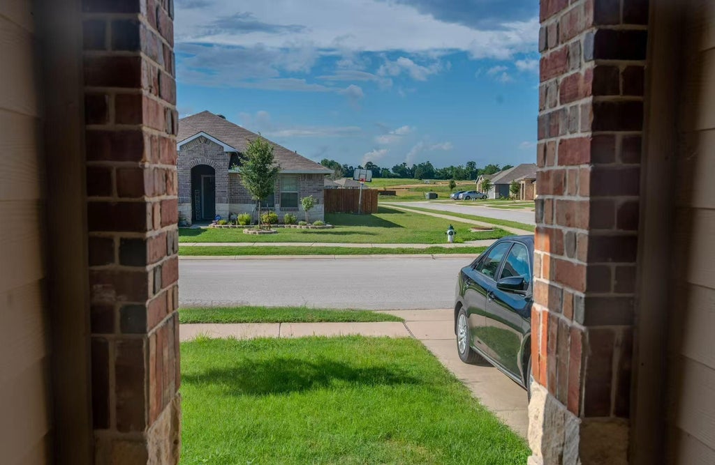 Photo of 332 Pecos Drive DR, Huntsville, TX 77340 (MLS # 33964566)