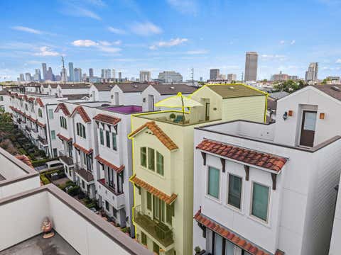 Photo of 1249 Bonner Street #A, Houston, TX 77007 (MLS # 49969550)