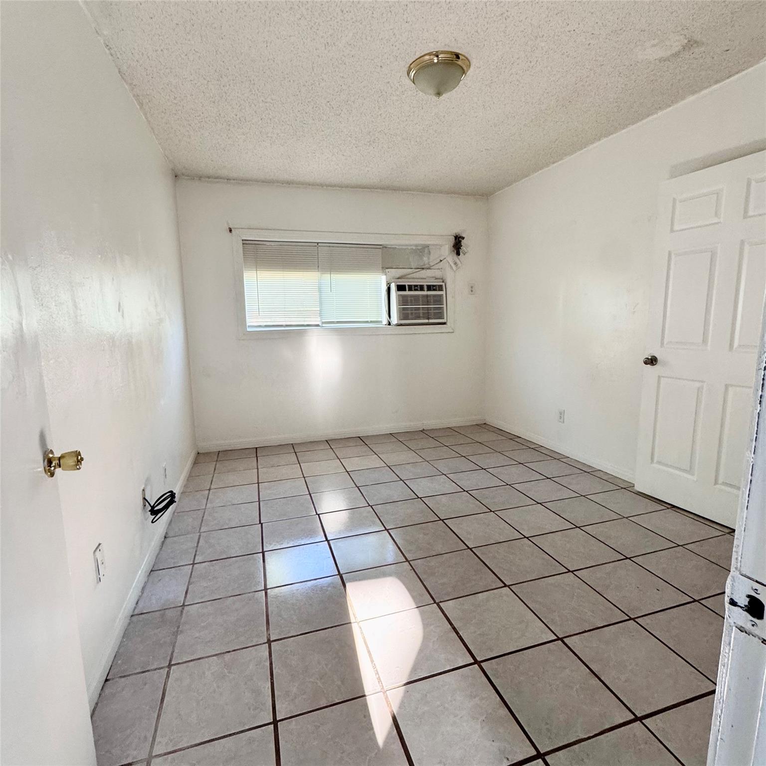 416 Casey Street 1/2