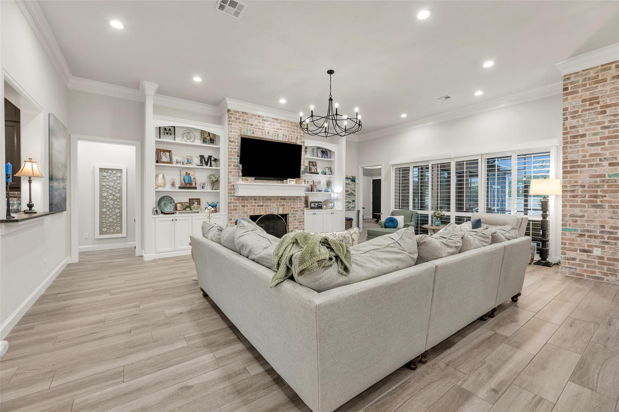 1201 Quarry Oaks Drive
