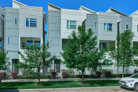 Photo of 1715 Eado Point Lane, Houston, TX 77003 (MLS # 50239356)