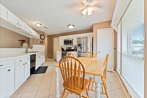 Tiny photo for 2307 Old Oak Lane, Houston, TX 77339 (MLS # 12700033)