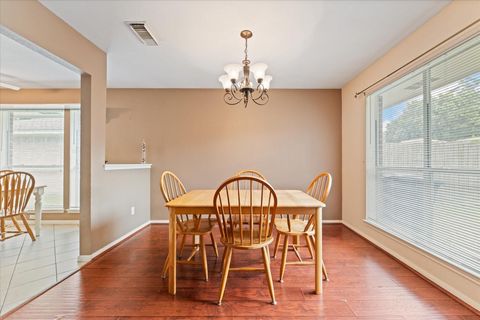 Tiny photo for 2307 Old Oak Lane, Houston, TX 77339 (MLS # 12700033)