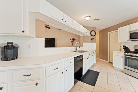 Tiny photo for 2307 Old Oak Lane, Houston, TX 77339 (MLS # 12700033)