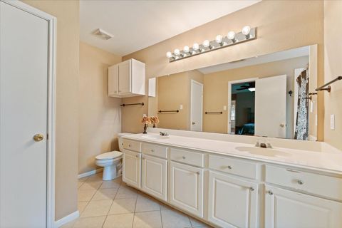 Tiny photo for 2307 Old Oak Lane, Houston, TX 77339 (MLS # 12700033)