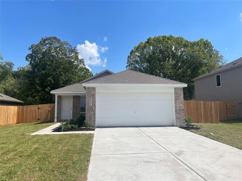 Photo of 1007 Valiant Drive, Bay City, TX 77414 (MLS # 57521862) Photo of 1007 Valiant Drive, Bay City, TX 77414 (MLS # 57521862)